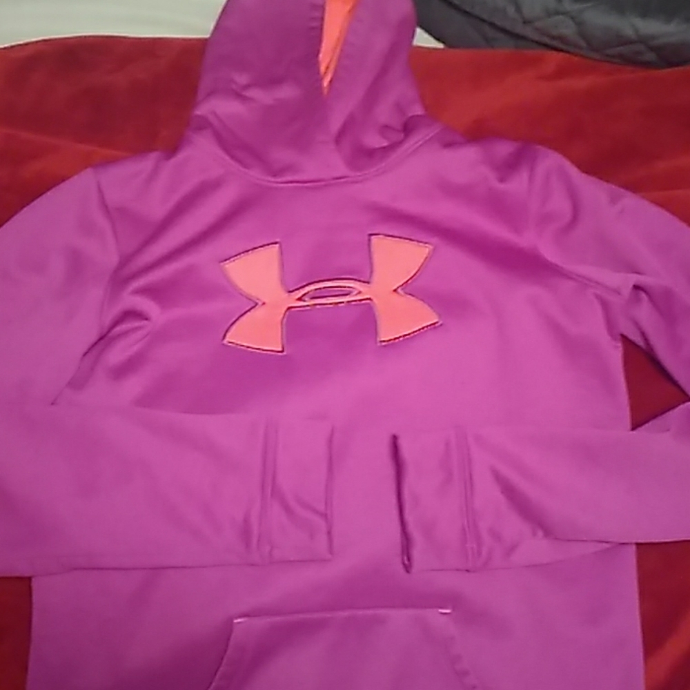 Under Armour youth XL